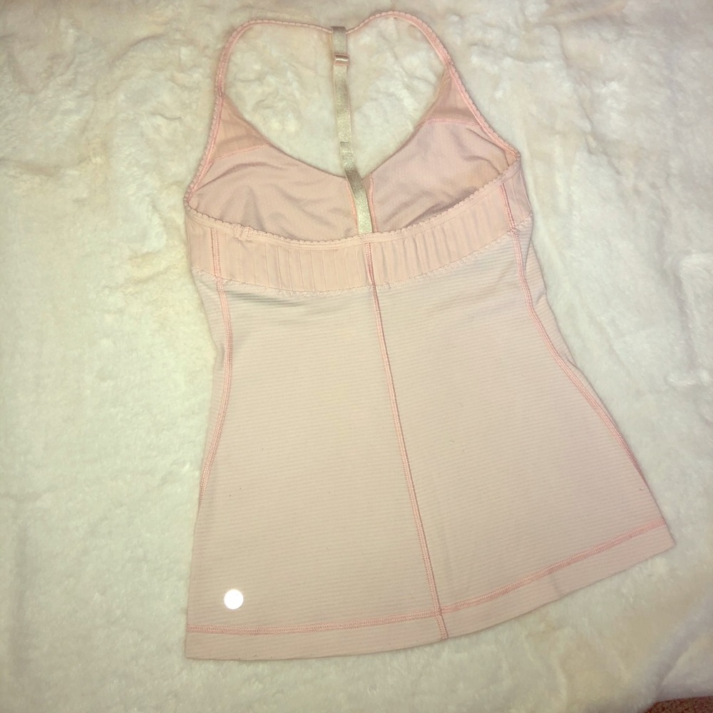 🌹 lululemon blush pink t back tank with bra ❤️